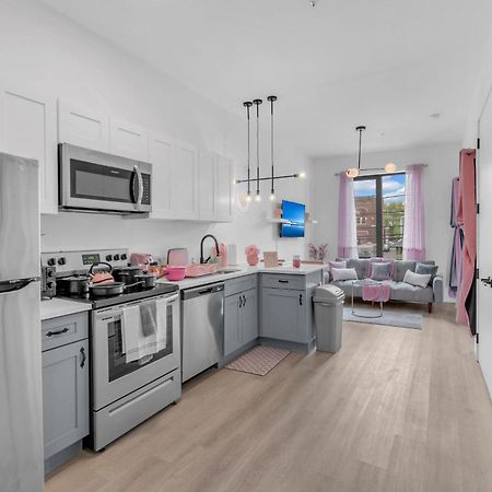 Pink Heaven Indoor Pool, Free Parking, Near Nyc Apartamento Elizabeth Exterior foto
